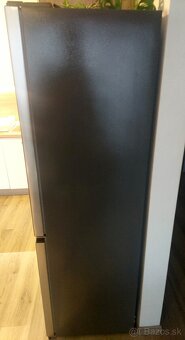 Chladnička s mrazničkou Hisense - 6