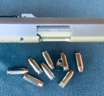 Smith&Wesson 10mm Auto - 6