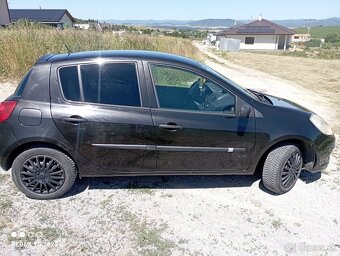 Renault Clio - 6