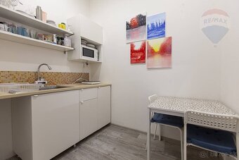 Na prenájom skladovo-administratívny priestor v Malackách – - 6