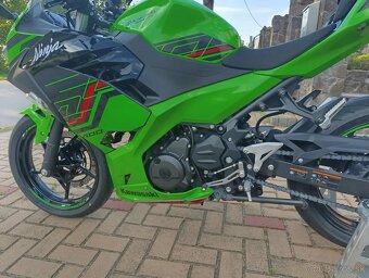 Predám Kawasaki Ninja 400 KRT r.v. 2023 - 6