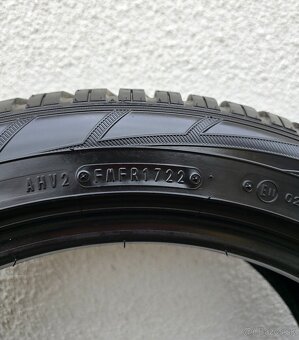 zimné pneumatiky 215/50 R18 Falken Eurowinter DOT1722 8mm - 6