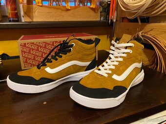 Predám VANS MN Range EXP HI VansGuard (Suede) golden brown/w - 6