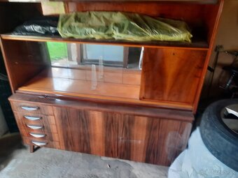 Drevené eurookna a obývacia stena - 6