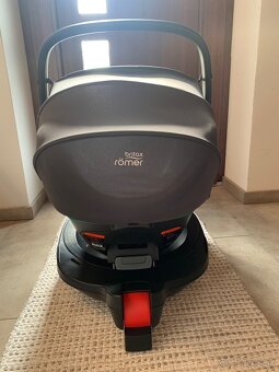 Vajíčko / Autosedačka / Podstavec Britax Römer (Baby Safe) - 6