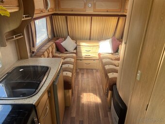 Predam 5 miestny karavan rv.2005 dovoz gb - 6