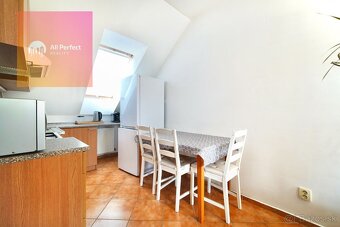 Priestranný 1-izbový byt s parkovaním pri Trnave - 6