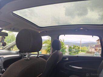 Ford S-max 1.6, 7 miestne - 6