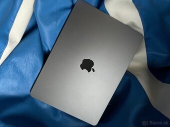 Apple MacBook Air 13” M2 8/256GB - 6