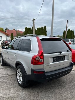 Volvo XC90 4.4 V8 232kW 4x4 = 7 miest, A/T, Navi, Top Stav = - 6