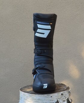 Predám mx sx čižmy SHOT čierne R6 - 6