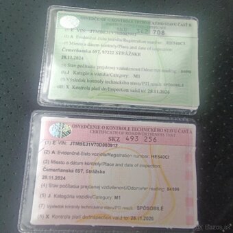 Predám Toyota RAV4 2,0 benzín 116kw 4x4 , biela perleť - 6