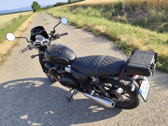 Triumph street twin 900 - 6
