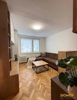 Prenájom - garsónka v bezpeostrednom centre Topoľčian - 6