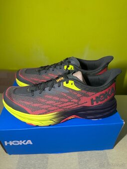 Bezecke tenisky Hoka Speedgoat 5 - 6