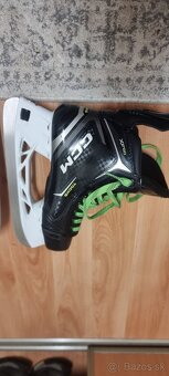 Predám len odskúšané korčule CCM XF80 Senior Regular - 6