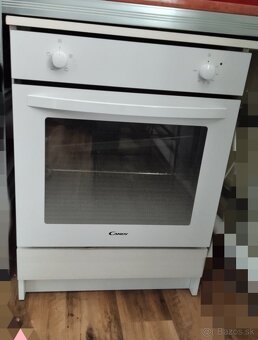 Predám vstavanú rúru Candy - 6