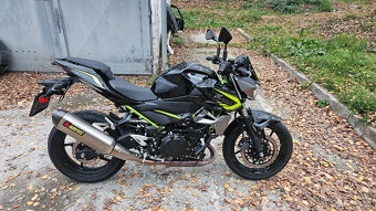 Kawasaki Z400 - 6