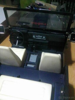 Rc-auto Robbe Jeep Renegade. - 6