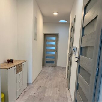 Predám krásny 3iz.byt 70m²+14m²terasa v novostavbe Zamarovce - 6