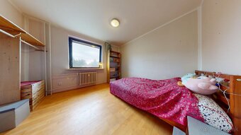 Veľký 3i byt 104m, Tichá ul.,pri Horskom parku,pôvodný stav - 6