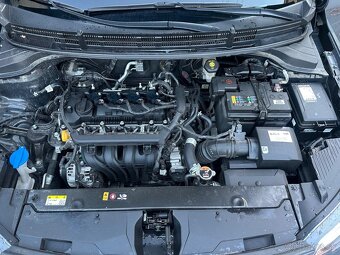 KIA STONIC BENZIN - 6