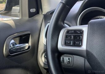 Fiat Freemont 2.0MJT AUTOMAT 4x4 7MÍST KŮŽE nafta automat - 6