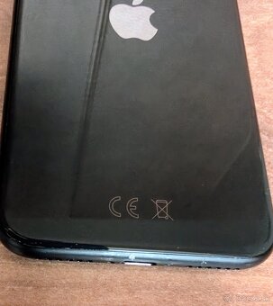 Predám iPione SE (2020) 64GB - 6