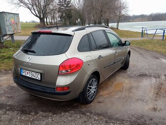 Predám Renault Clio 3  1.2 benzín 55kw r.v.2009 - 6