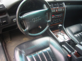 AUDI A8, S8 D2 - sedačky - 6