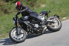 Predám Ducati Scrambler Café Racer 100%stav ako nový - 6