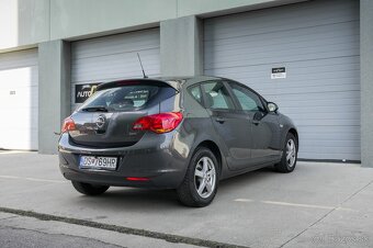 Opel Astra 1.7 CDTI M6 - 6