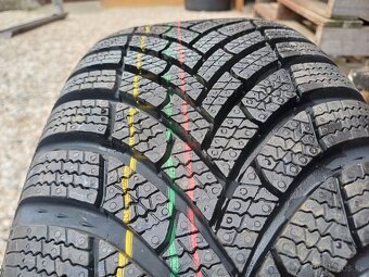 plech.disky-Hyundai/Kia---6Jx15-ET-46---5x114,3 - 6