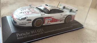 Minichamps Porsche 1:43 limit.edition - 6