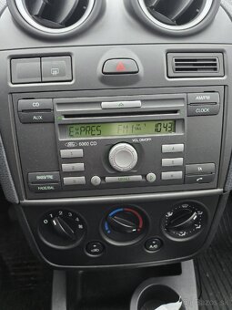 Ford Fiesta 1.3 - 6