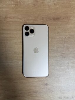 iPhone 11 pro + 11 pro max + apple watch 5 + airpods - 6