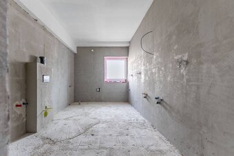 Jedinečný 4-izbový byt, 132m2 pri centre mesta s terasou - 6