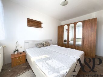 NA PREDAJ 2 IZB. BYT S LOGGIOU, 49M2, KALINČIAKOVA UL., SENI - 6