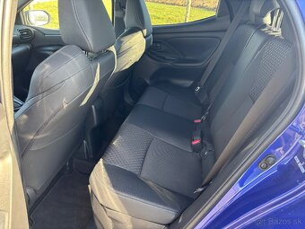 Yaris Hybrid 2025 executive - 6