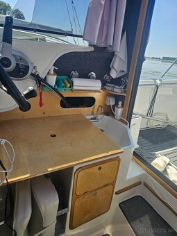 Motorový čln Texas 690 - 6