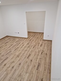 PREDAJ 2 izbový byt Bratislava Devínska Nová Ves Štefana K. - 6