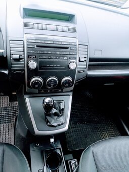 Mazda 5, 2.0 105kW, nafta, 7miestne - 6