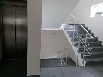 Prenájom Open spacu - Palisády, 130 m2 - 6