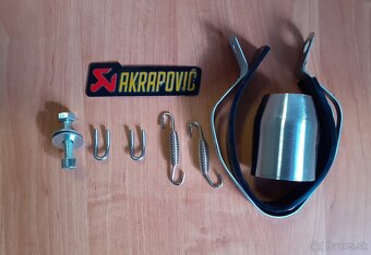 Nová ladená koncovka výfuku Akrapovič dlhá verzia 470mm - 6