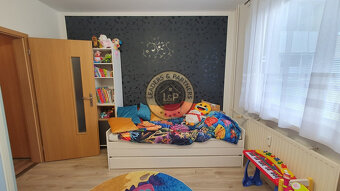 PREDAJ: 3 izb. byt 76 m2 + loggia Zimná ul. - 6