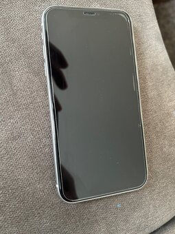 IPhone 11 64GB - 6