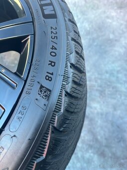 Zimní sada VW Golf Bergamo black 225/40R18 - 6