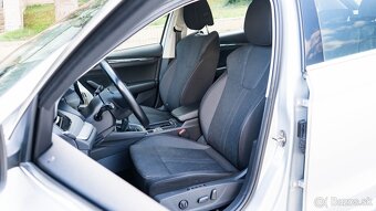 Škoda Octavia Combi 2.0 TDI SCR Style - 6