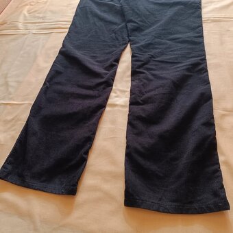Wrangler čierne menčestrové nohavice široké rovné - 6