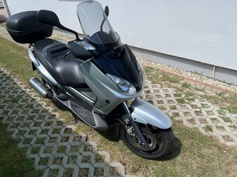 Yamaha Xmax - 6
